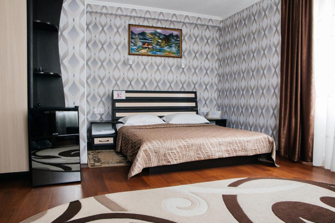 Hotel Гостинний Двір "Марія" à Kropyvnytsky Extérieur photo