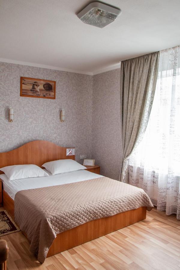 Hotel Гостинний Двір "Марія" à Kropyvnytsky Extérieur photo