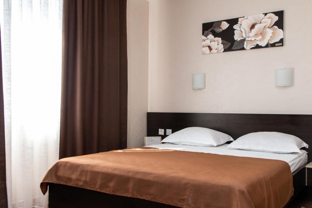 Hotel Гостинний Двір "Марія" à Kropyvnytsky Extérieur photo