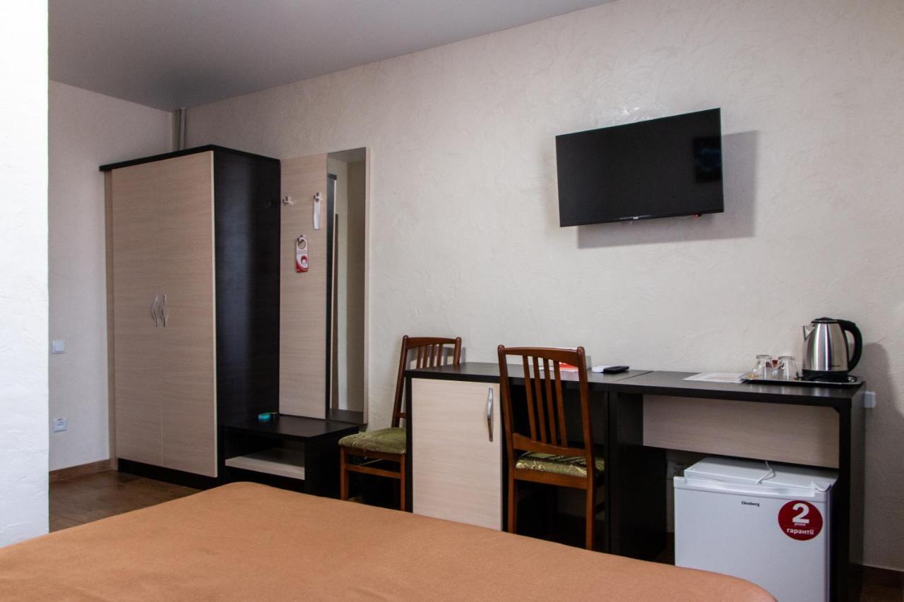 Hotel Гостинний Двір "Марія" à Kropyvnytsky Extérieur photo
