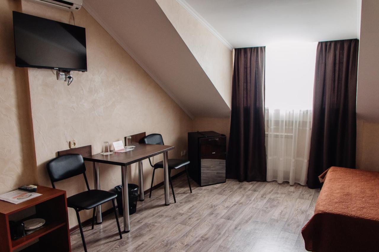 Hotel Гостинний Двір "Марія" à Kropyvnytsky Extérieur photo