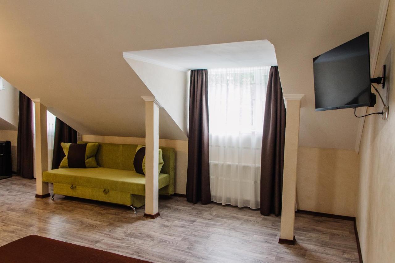 Hotel Гостинний Двір "Марія" à Kropyvnytsky Extérieur photo