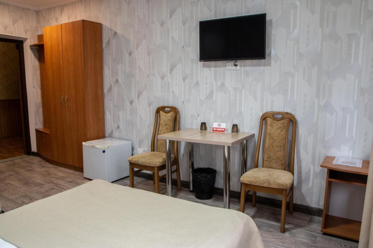 Hotel Гостинний Двір "Марія" à Kropyvnytsky Extérieur photo