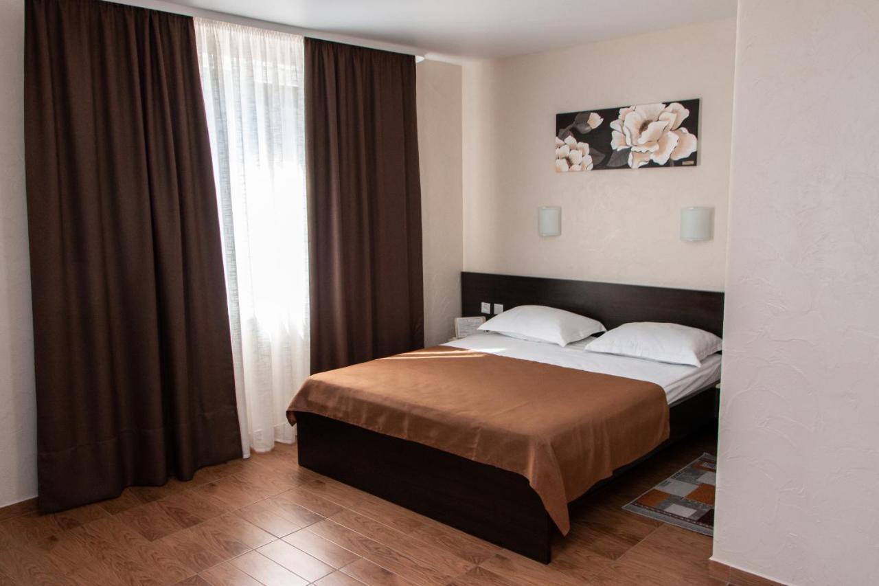 Hotel Гостинний Двір "Марія" à Kropyvnytsky Extérieur photo